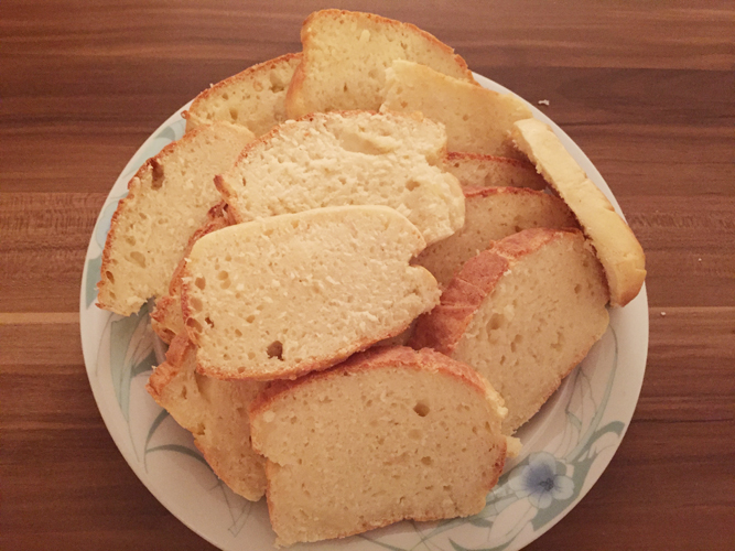 Glutenfreies und Laktosefreies Joghurtbrot